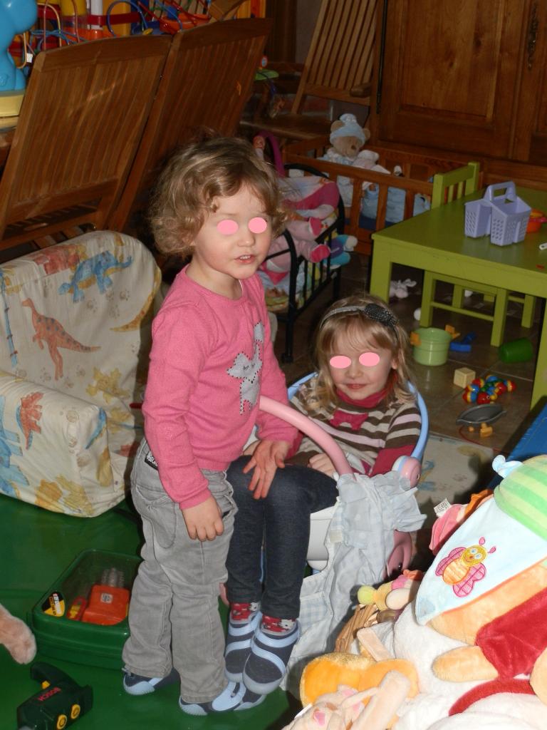 CAPUCINE ET ZELIE